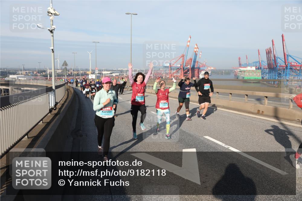 03.10.2025 - Köhlbrandbrückenlauf Yannick Fuchs http://msf.ph/oto/9182118 03.10.2025 08:59:08 Position 2 2359 meine-sportfotos.de