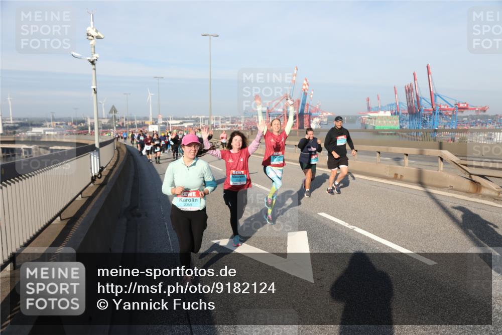 03.10.2025 - Köhlbrandbrückenlauf Yannick Fuchs http://msf.ph/oto/9182124 03.10.2025 08:59:09 Position 2 2359, 2554 meine-sportfotos.de