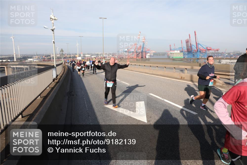 03.10.2025 - Köhlbrandbrückenlauf Yannick Fuchs http://msf.ph/oto/9182139 03.10.2025 08:59:11 Position 2  meine-sportfotos.de