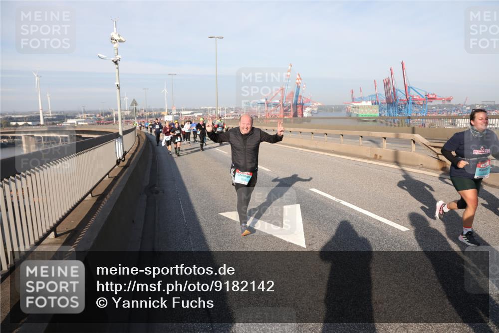 03.10.2025 - Köhlbrandbrückenlauf Yannick Fuchs http://msf.ph/oto/9182142 03.10.2025 08:59:11 Position 2  meine-sportfotos.de