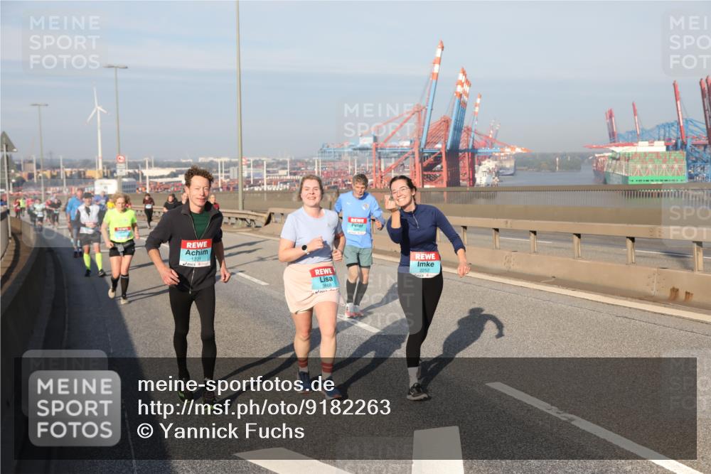 03.10.2025 - Köhlbrandbrückenlauf Yannick Fuchs http://msf.ph/oto/9182263 03.10.2025 08:59:27 Position 2 1221, 2668, 2252 meine-sportfotos.de