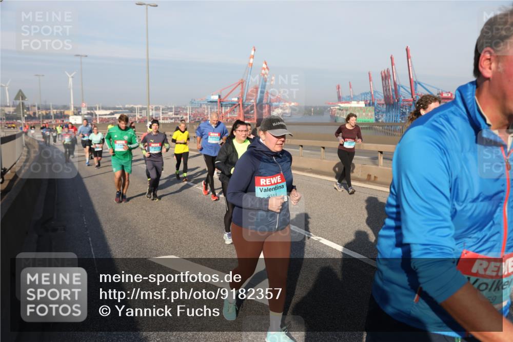03.10.2025 - Köhlbrandbrückenlauf Yannick Fuchs http://msf.ph/oto/9182357 03.10.2025 08:59:42 Position 2 2311, 59 meine-sportfotos.de