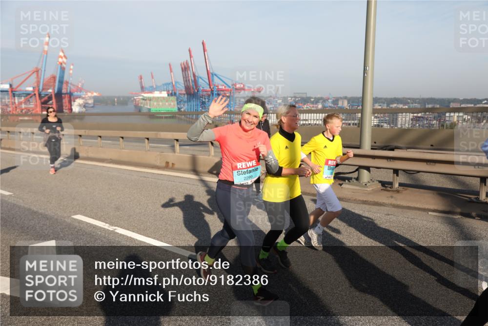 03.10.2025 - Köhlbrandbrückenlauf Yannick Fuchs http://msf.ph/oto/9182386 03.10.2025 08:59:46 Position 2 2299, 2 meine-sportfotos.de
