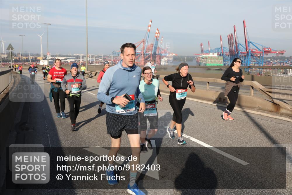 03.10.2025 - Köhlbrandbrückenlauf Yannick Fuchs http://msf.ph/oto/9182403 03.10.2025 08:59:49 Position 2 2846, 2924 meine-sportfotos.de