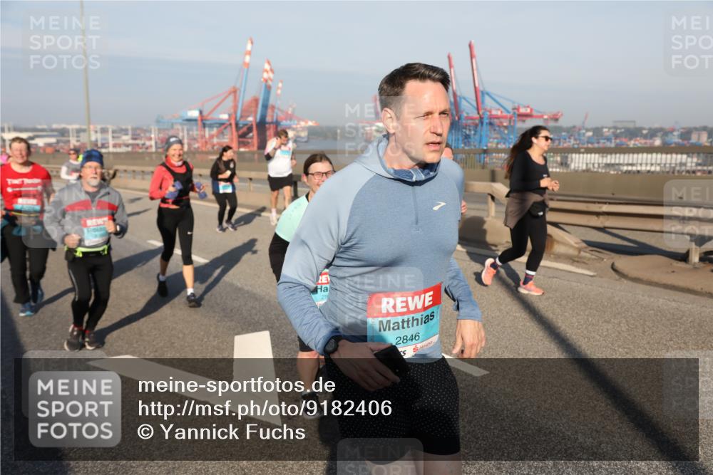03.10.2025 - Köhlbrandbrückenlauf Yannick Fuchs http://msf.ph/oto/9182406 03.10.2025 08:59:50 Position 2 29, 2846 meine-sportfotos.de