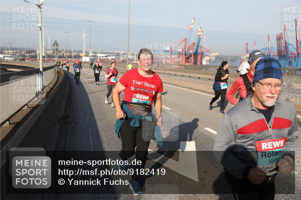03.10.2025 - Köhlbrandbrückenlauf Yannick Fuchs http://msf.ph/oto/9182419 03.10.2025 08:59:52 Position 2 13, 2024, 3388 meine-sportfotos.de