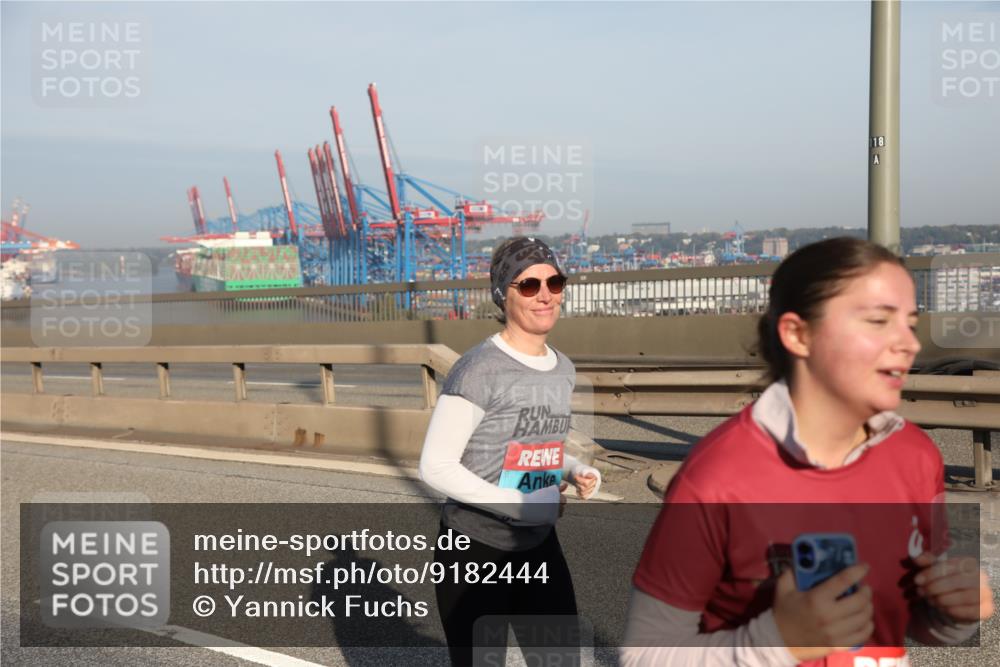 03.10.2025 - Köhlbrandbrückenlauf Yannick Fuchs http://msf.ph/oto/9182444 03.10.2025 08:59:56 Position 2 118 meine-sportfotos.de