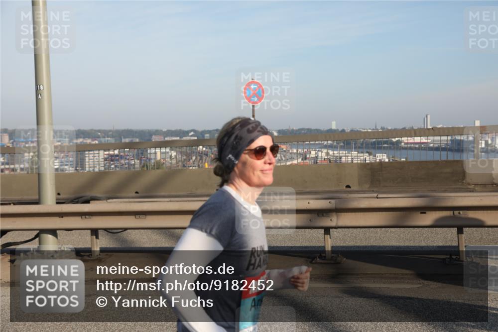 03.10.2025 - Köhlbrandbrückenlauf Yannick Fuchs http://msf.ph/oto/9182452 03.10.2025 08:59:57 Position 2 118 meine-sportfotos.de