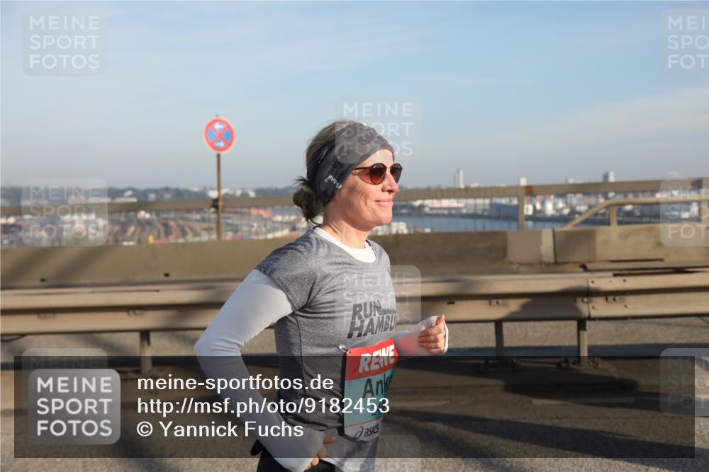 03.10.2025 - Köhlbrandbrückenlauf Yannick Fuchs http://msf.ph/oto/9182453 03.10.2025 08:59:57 Position 2 246 meine-sportfotos.de