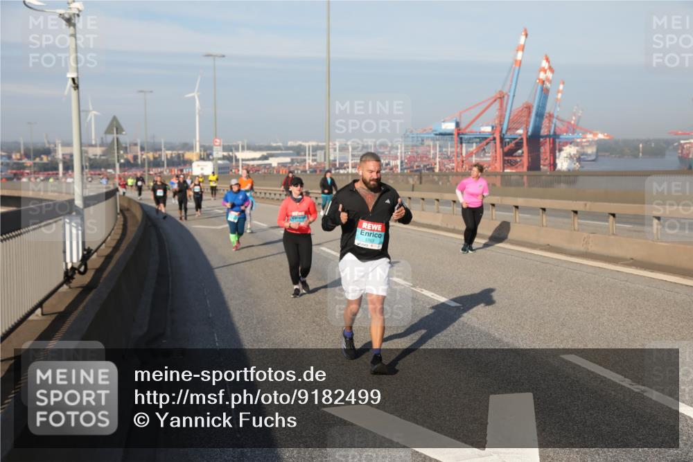 03.10.2025 - Köhlbrandbrückenlauf Yannick Fuchs http://msf.ph/oto/9182499 03.10.2025 09:00:08 Position 2 1763 meine-sportfotos.de