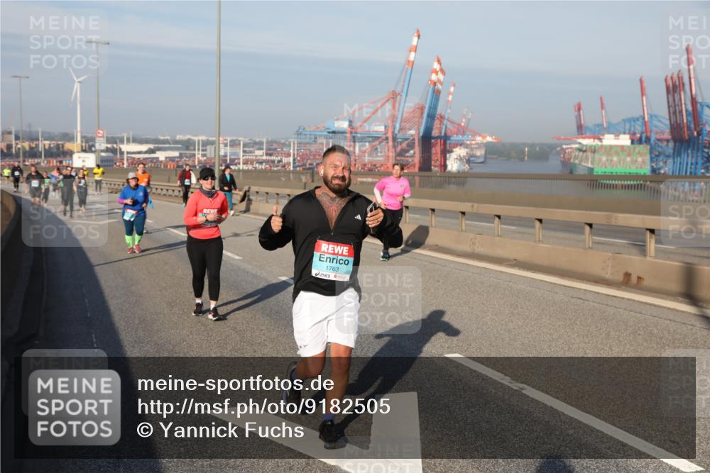 03.10.2025 - Köhlbrandbrückenlauf Yannick Fuchs http://msf.ph/oto/9182505 03.10.2025 09:00:09 Position 2 1763 meine-sportfotos.de
