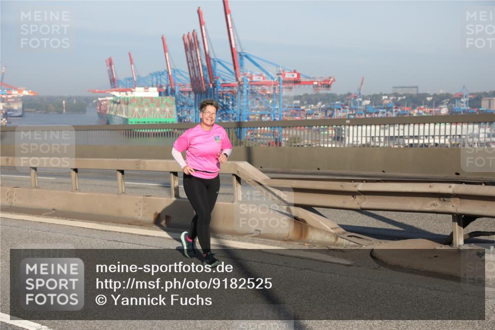 03.10.2025 - Köhlbrandbrückenlauf Yannick Fuchs http://msf.ph/oto/9182525 03.10.2025 09:00:13 Position 2  meine-sportfotos.de
