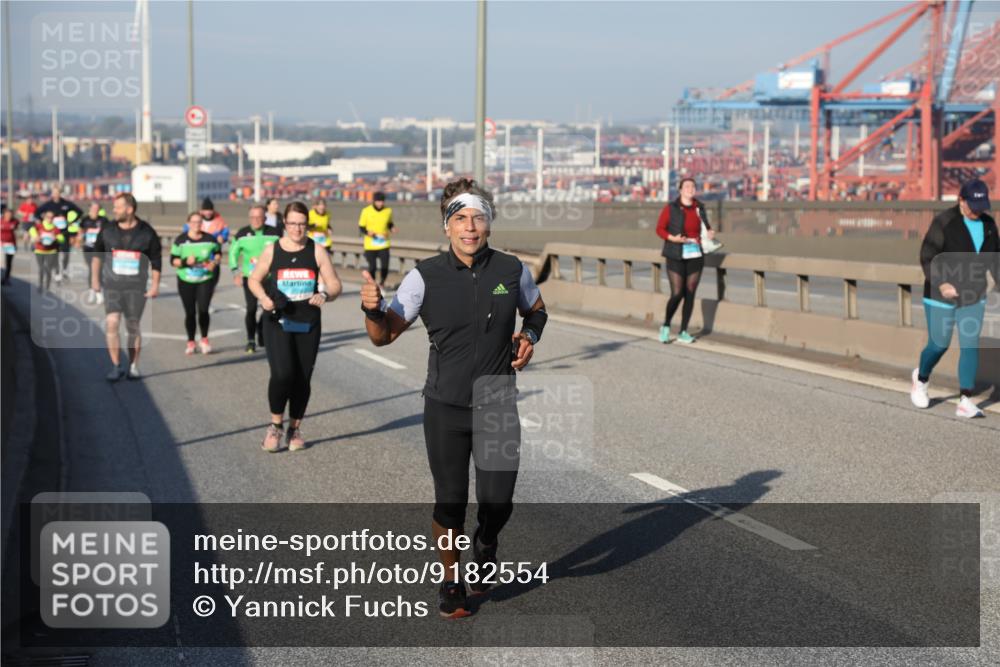 03.10.2025 - Köhlbrandbrückenlauf Yannick Fuchs http://msf.ph/oto/9182554 03.10.2025 09:00:18 Position 2  meine-sportfotos.de