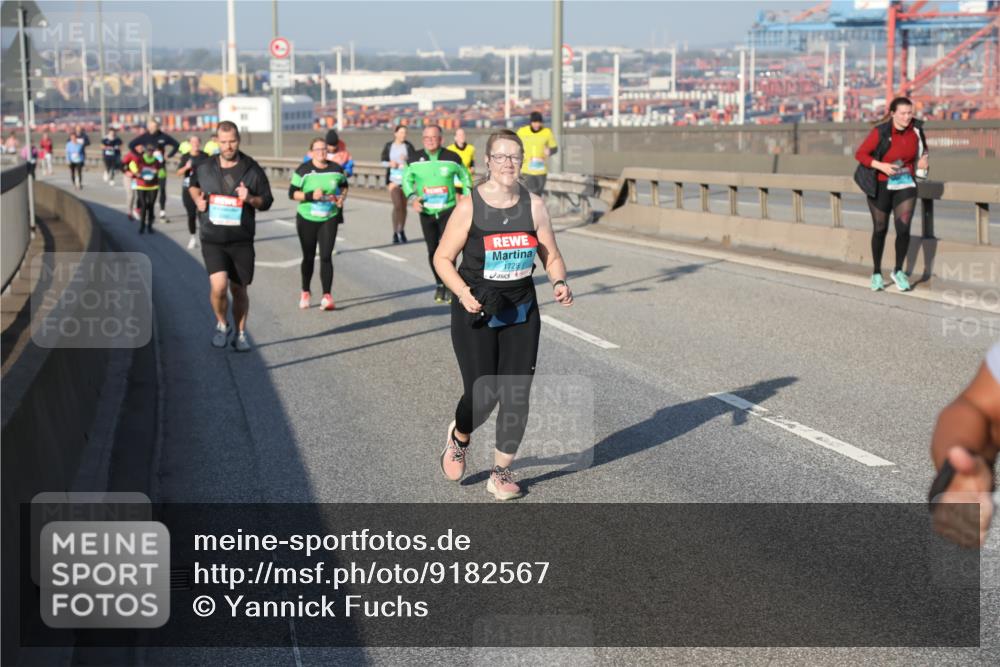 03.10.2025 - Köhlbrandbrückenlauf Yannick Fuchs http://msf.ph/oto/9182567 03.10.2025 09:00:20 Position 2 1728 meine-sportfotos.de