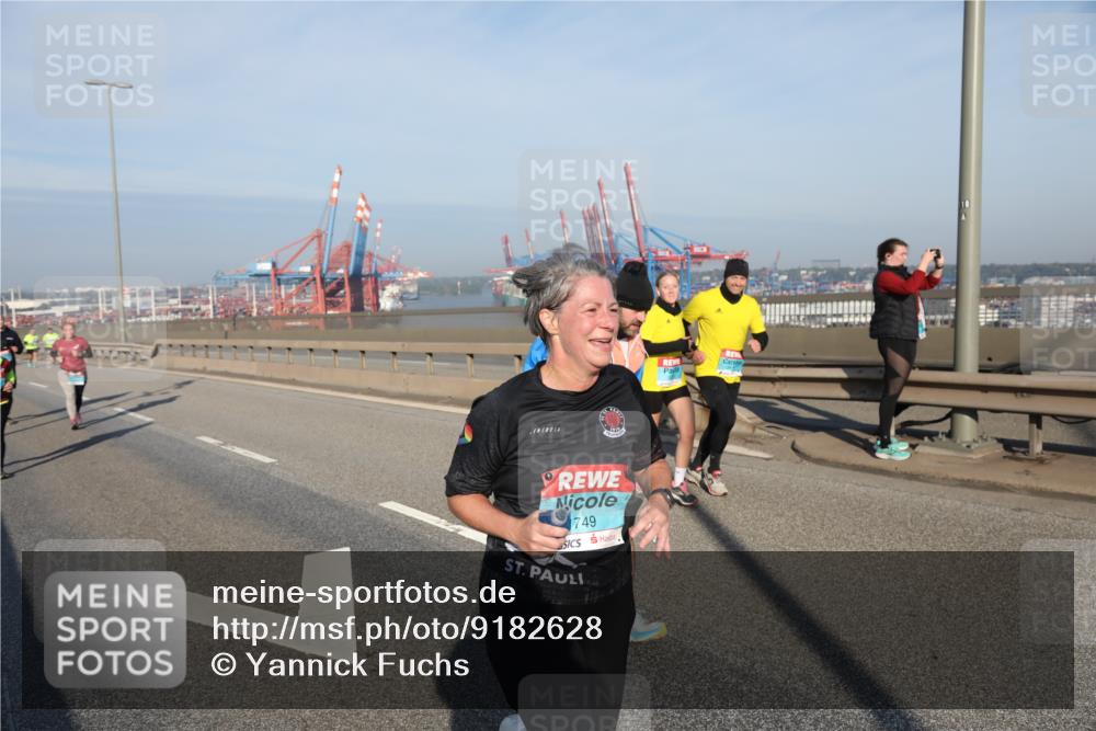 03.10.2025 - Köhlbrandbrückenlauf Yannick Fuchs http://msf.ph/oto/9182628 03.10.2025 09:00:33 Position 2 749 meine-sportfotos.de