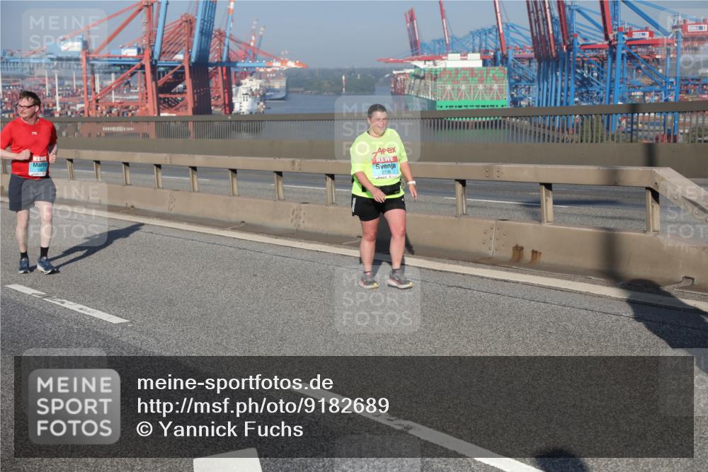 03.10.2025 - Köhlbrandbrückenlauf Yannick Fuchs http://msf.ph/oto/9182689 03.10.2025 09:00:51 Position 2 2738 meine-sportfotos.de
