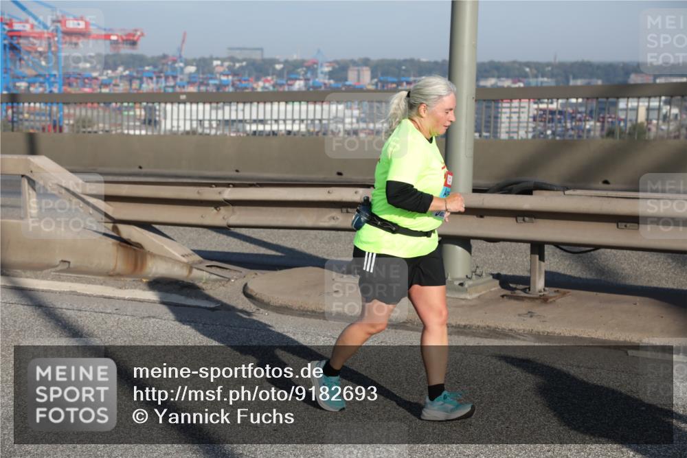 03.10.2025 - Köhlbrandbrückenlauf Yannick Fuchs http://msf.ph/oto/9182693 03.10.2025 09:00:52 Position 2  meine-sportfotos.de