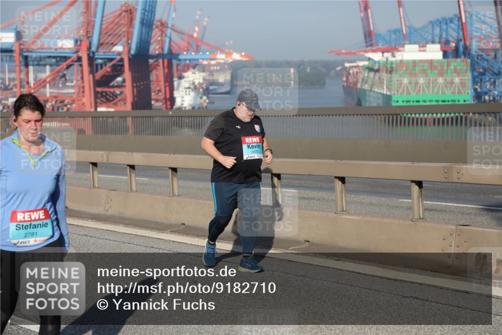 03.10.2025 - Köhlbrandbrückenlauf Yannick Fuchs http://msf.ph/oto/9182710 03.10.2025 09:01:00 Position 2 2781, 2475 meine-sportfotos.de
