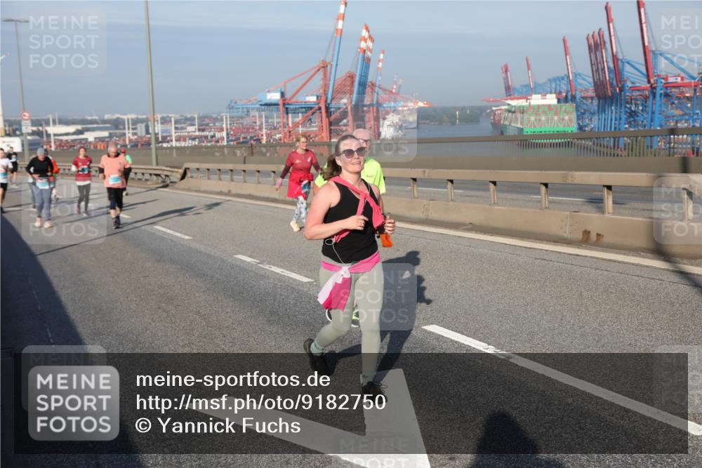 03.10.2025 - Köhlbrandbrückenlauf Yannick Fuchs http://msf.ph/oto/9182750 03.10.2025 09:01:10 Position 2  meine-sportfotos.de