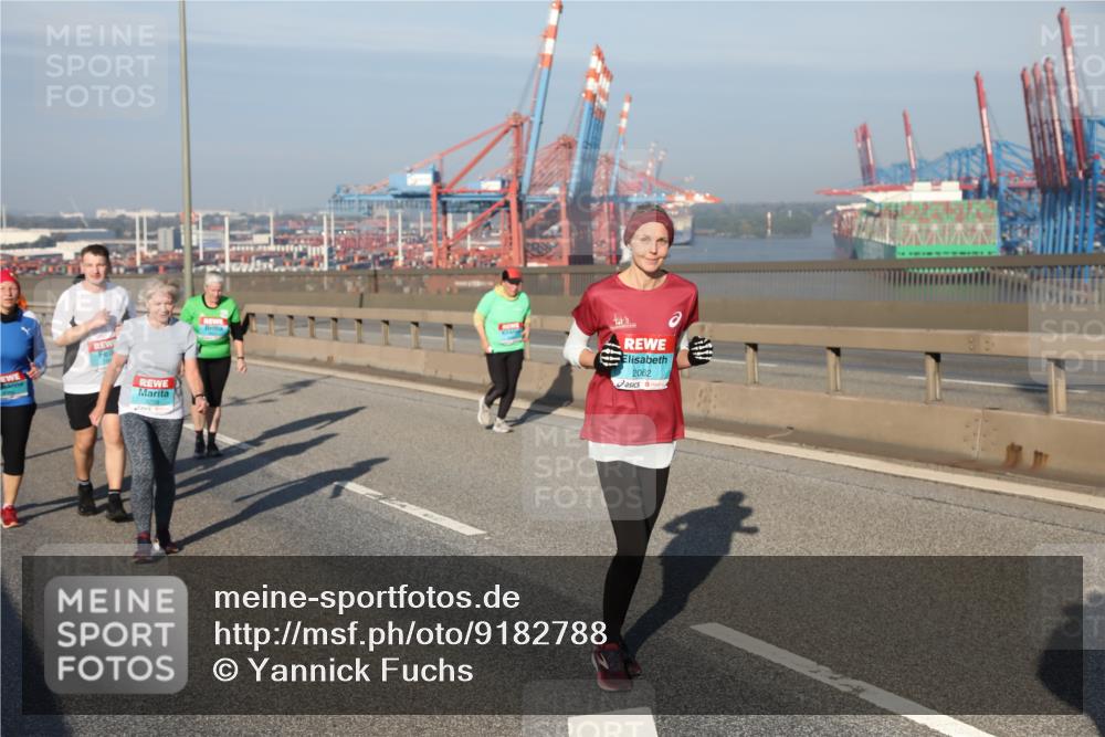 03.10.2025 - Köhlbrandbrückenlauf Yannick Fuchs http://msf.ph/oto/9182788 03.10.2025 09:01:19 Position 2 2062 meine-sportfotos.de