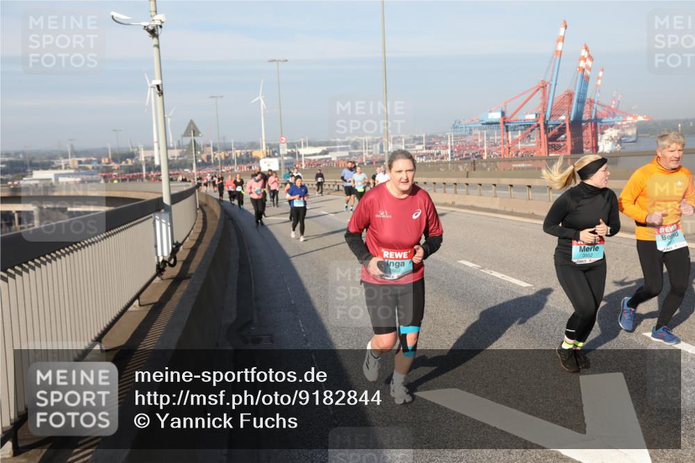 03.10.2025 - Köhlbrandbrückenlauf Yannick Fuchs http://msf.ph/oto/9182844 03.10.2025 09:01:31 Position 2 2667, 3552 meine-sportfotos.de