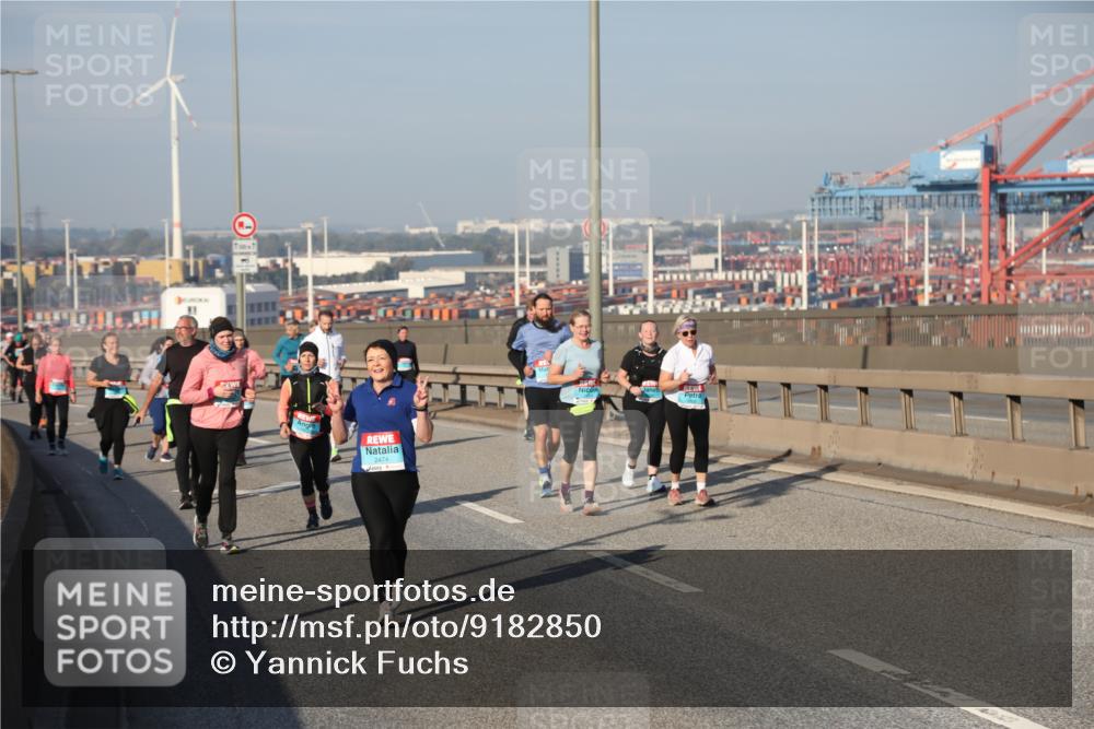 03.10.2025 - Köhlbrandbrückenlauf Yannick Fuchs http://msf.ph/oto/9182850 03.10.2025 09:01:33 Position 2 2805 meine-sportfotos.de