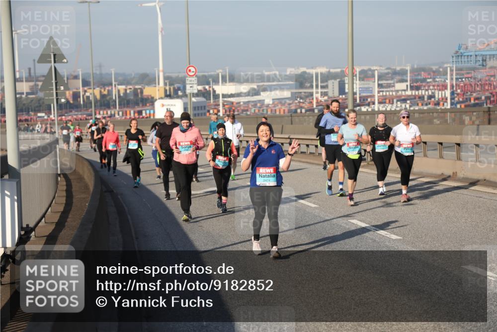 03.10.2025 - Köhlbrandbrückenlauf Yannick Fuchs http://msf.ph/oto/9182852 03.10.2025 09:01:33 Position 2 2474 meine-sportfotos.de
