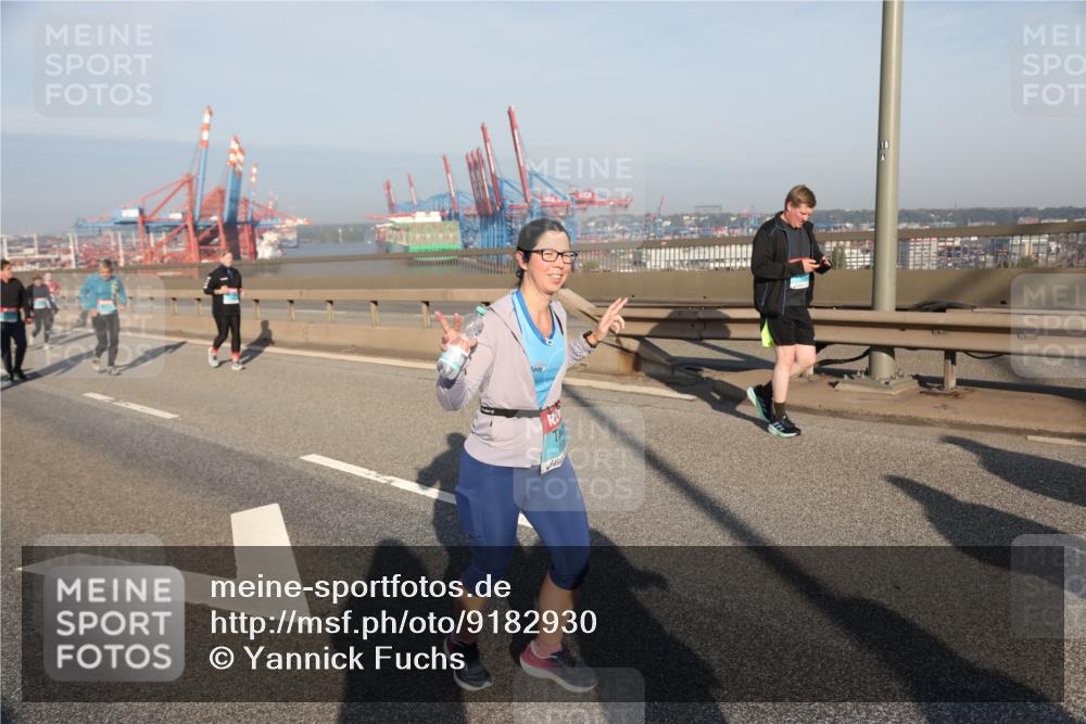 03.10.2025 - Köhlbrandbrückenlauf Yannick Fuchs http://msf.ph/oto/9182930 03.10.2025 09:01:48 Position 2  meine-sportfotos.de