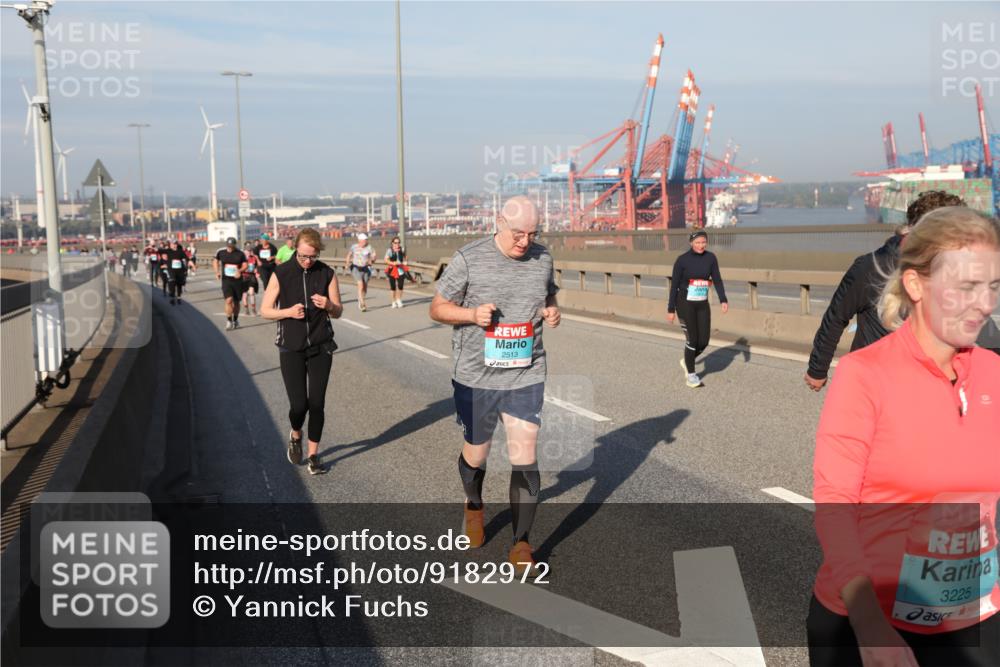 03.10.2025 - Köhlbrandbrückenlauf Yannick Fuchs http://msf.ph/oto/9182972 03.10.2025 09:01:54 Position 2 2513, 3225 meine-sportfotos.de
