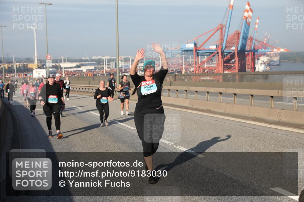 03.10.2025 - Köhlbrandbrückenlauf Yannick Fuchs http://msf.ph/oto/9183030 03.10.2025 09:02:06 Position 2 2288 meine-sportfotos.de