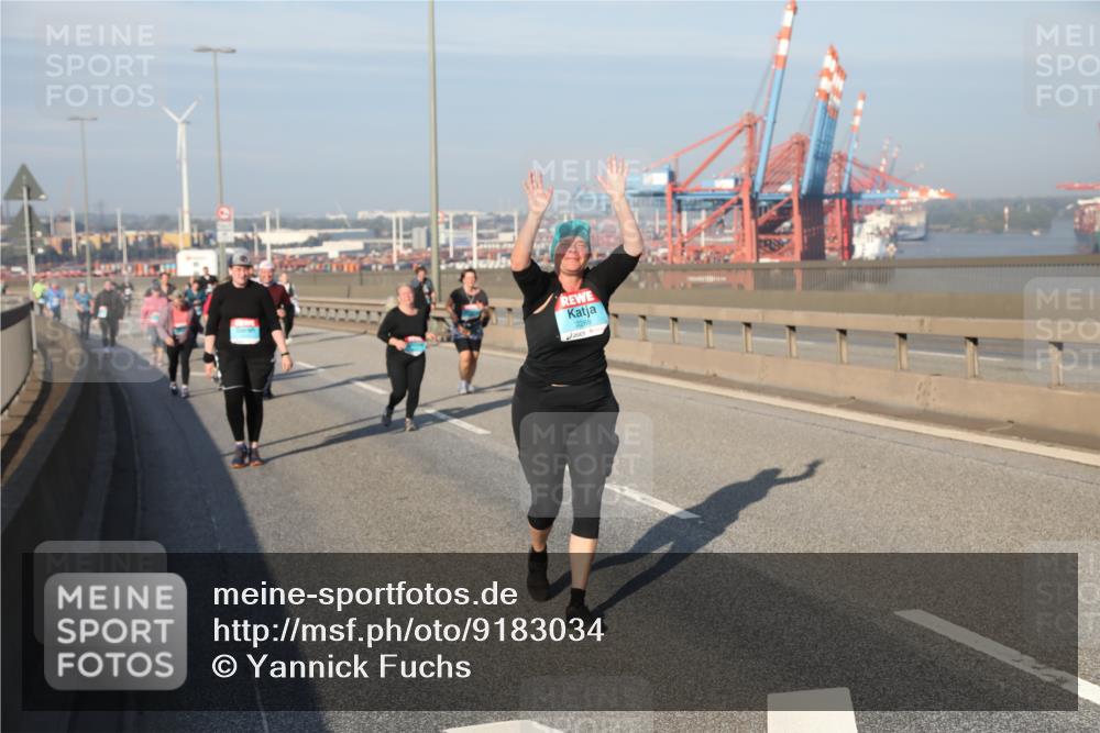 03.10.2025 - Köhlbrandbrückenlauf Yannick Fuchs http://msf.ph/oto/9183034 03.10.2025 09:02:06 Position 2 2288 meine-sportfotos.de