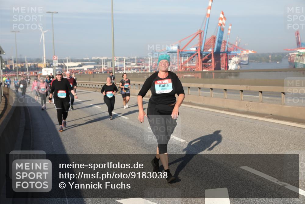 03.10.2025 - Köhlbrandbrückenlauf Yannick Fuchs http://msf.ph/oto/9183038 03.10.2025 09:02:06 Position 2 2288 meine-sportfotos.de