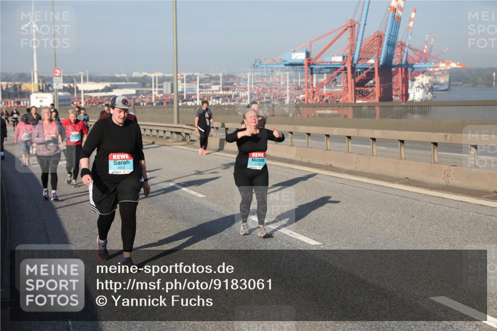 03.10.2025 - Köhlbrandbrückenlauf Yannick Fuchs http://msf.ph/oto/9183061 03.10.2025 09:02:09 Position 2 2602, 3130 meine-sportfotos.de