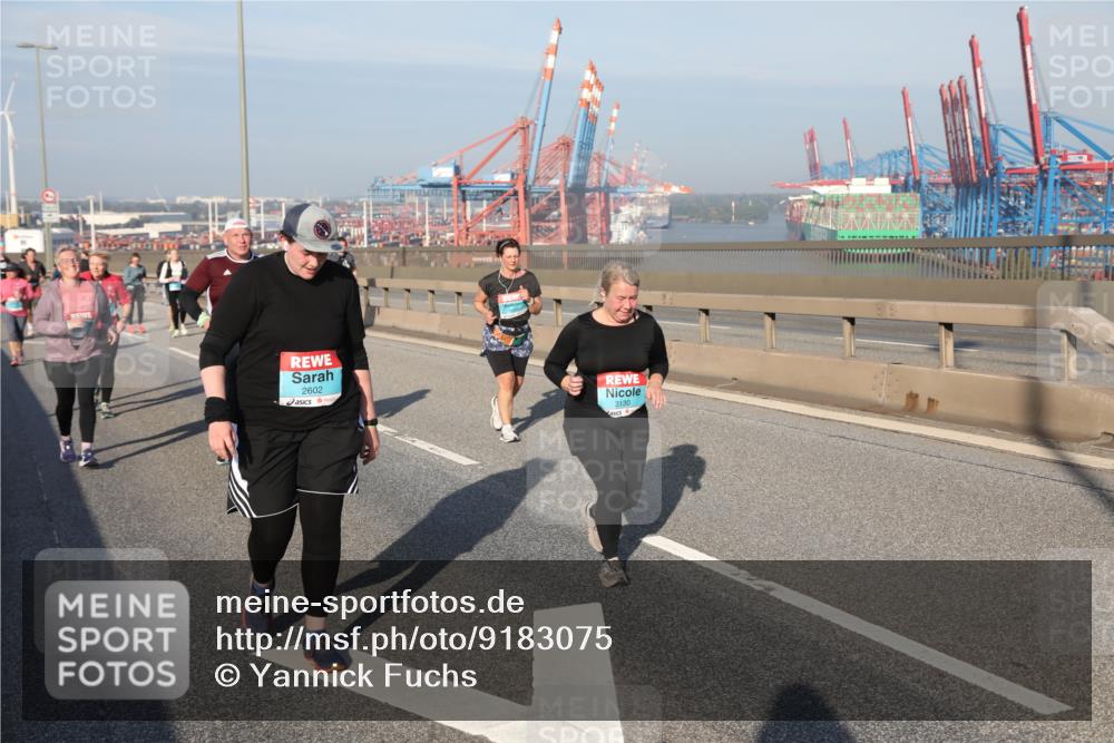 03.10.2025 - Köhlbrandbrückenlauf Yannick Fuchs http://msf.ph/oto/9183075 03.10.2025 09:02:11 Position 2 2602, 3130 meine-sportfotos.de