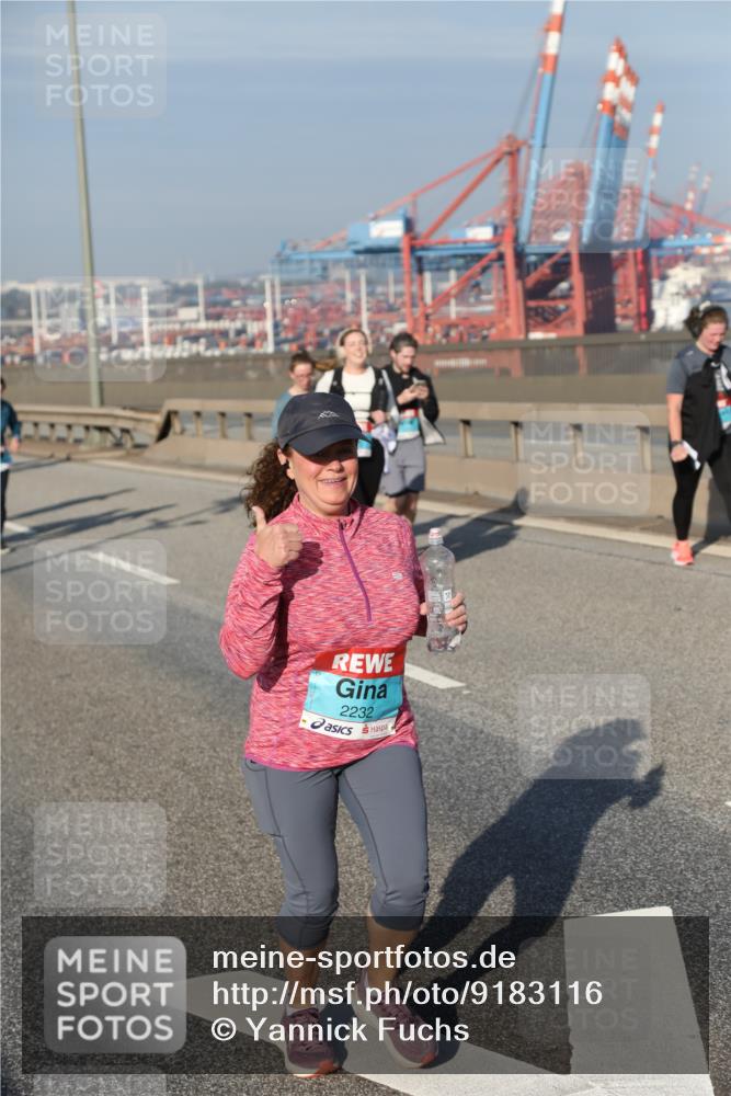 03.10.2025 - Köhlbrandbrückenlauf Yannick Fuchs http://msf.ph/oto/9183116 03.10.2025 09:02:18 Position 2 2232 meine-sportfotos.de