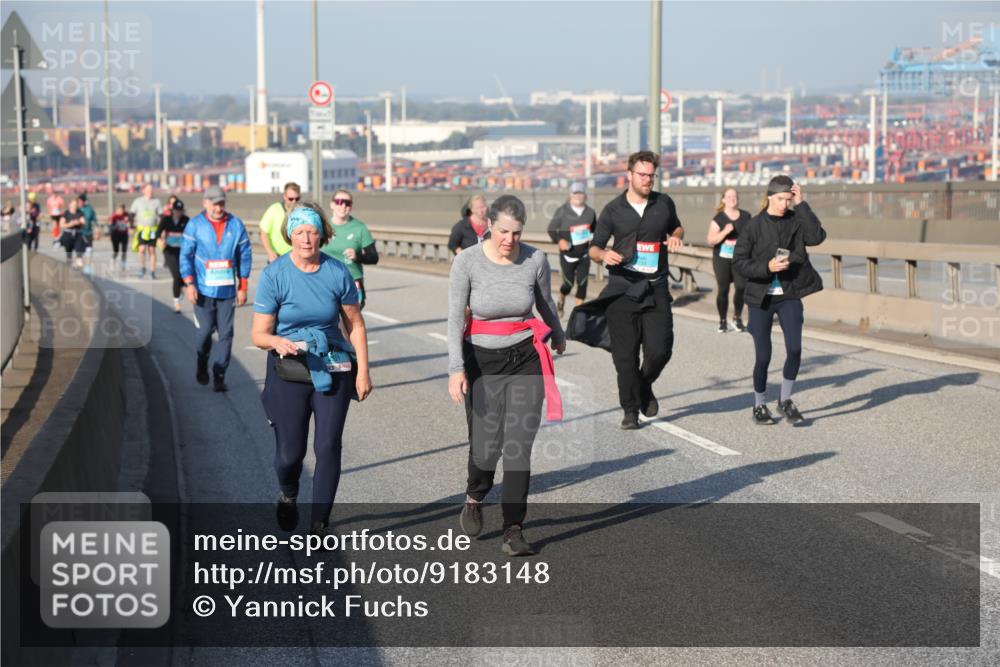 03.10.2025 - Köhlbrandbrückenlauf Yannick Fuchs http://msf.ph/oto/9183148 03.10.2025 09:02:27 Position 2  meine-sportfotos.de