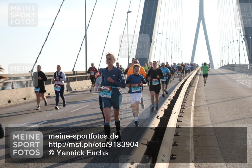 03.10.2025 - Köhlbrandbrückenlauf Yannick Fuchs http://msf.ph/oto/9183904 03.10.2025 08:31:21 Position 1 3372 meine-sportfotos.de