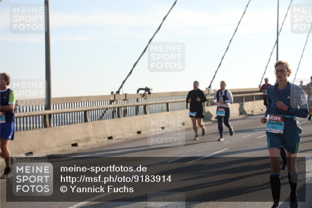 03.10.2025 - Köhlbrandbrückenlauf Yannick Fuchs http://msf.ph/oto/9183914 03.10.2025 08:31:22 Position 1 3372 meine-sportfotos.de