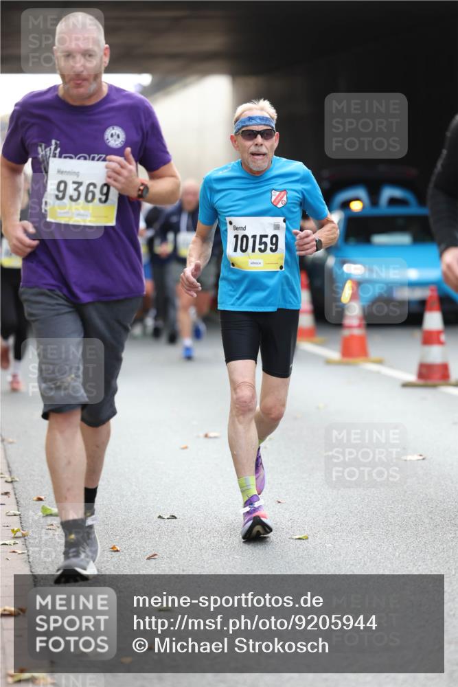 05.10.2025 - 20. swb-Marathon Bremen Michael Strokosch http://msf.ph/oto/9205944 05.10.2025 10:45:00 Laufen 9369, 10159 meine-sportfotos.de
