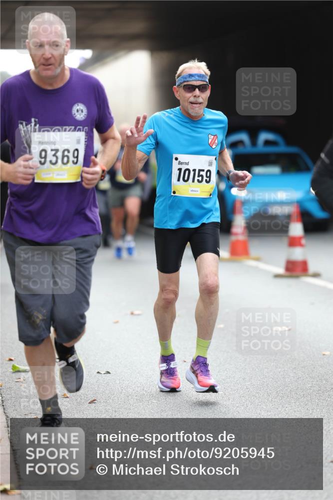 05.10.2025 - 20. swb-Marathon Bremen Michael Strokosch http://msf.ph/oto/9205945 05.10.2025 10:45:01 Laufen 9369, 10159 meine-sportfotos.de