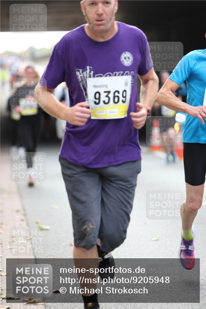 05.10.2025 - 20. swb-Marathon Bremen Michael Strokosch http://msf.ph/oto/9205948 05.10.2025 10:45:01 Laufen 9369 meine-sportfotos.de