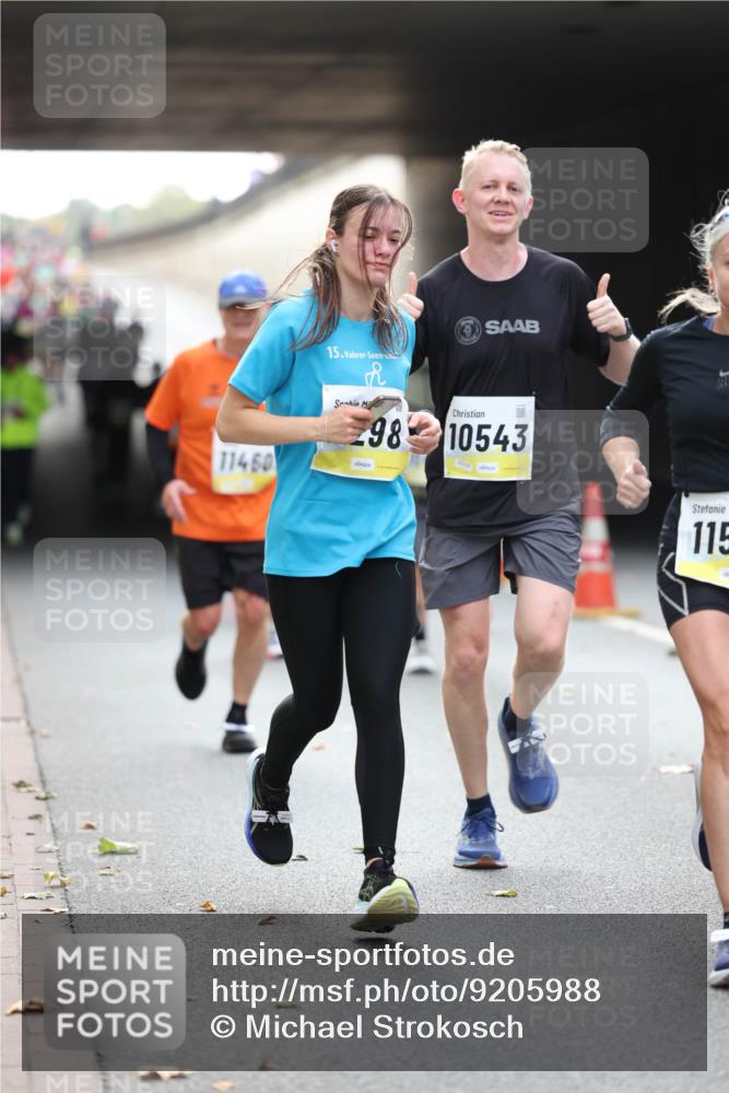 05.10.2025 - 20. swb-Marathon Bremen Michael Strokosch http://msf.ph/oto/9205988 05.10.2025 10:45:23 Laufen 11460, 15, 98, 10543, 115 meine-sportfotos.de