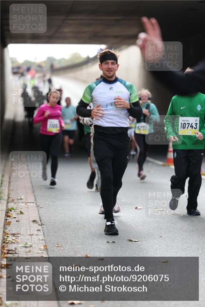 05.10.2025 - 20. swb-Marathon Bremen Michael Strokosch http://msf.ph/oto/9206075 05.10.2025 10:46:08 Laufen 1106, 10743 meine-sportfotos.de