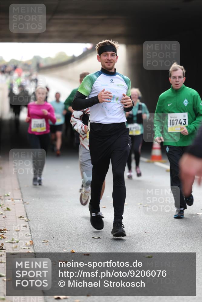 05.10.2025 - 20. swb-Marathon Bremen Michael Strokosch http://msf.ph/oto/9206076 05.10.2025 10:46:08 Laufen 11061, 10743 meine-sportfotos.de