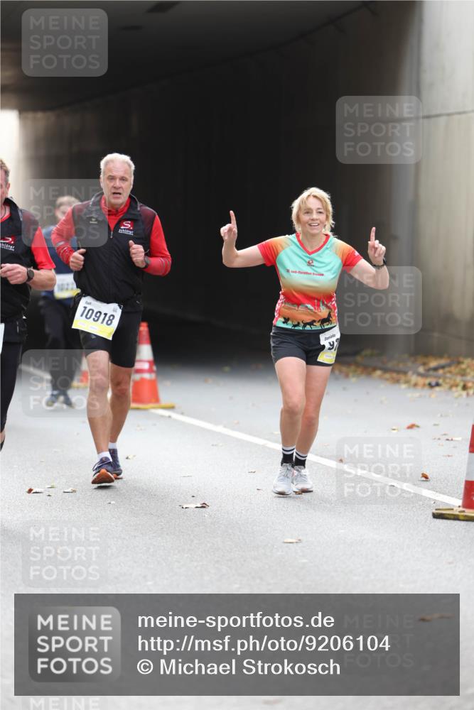 05.10.2025 - 20. swb-Marathon Bremen Michael Strokosch http://msf.ph/oto/9206104 05.10.2025 10:46:23 Laufen 10918, 12 meine-sportfotos.de