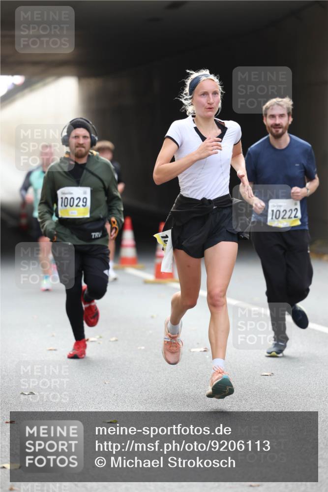 05.10.2025 - 20. swb-Marathon Bremen Michael Strokosch http://msf.ph/oto/9206113 05.10.2025 10:46:26 Laufen 10029, 1, 10222 meine-sportfotos.de