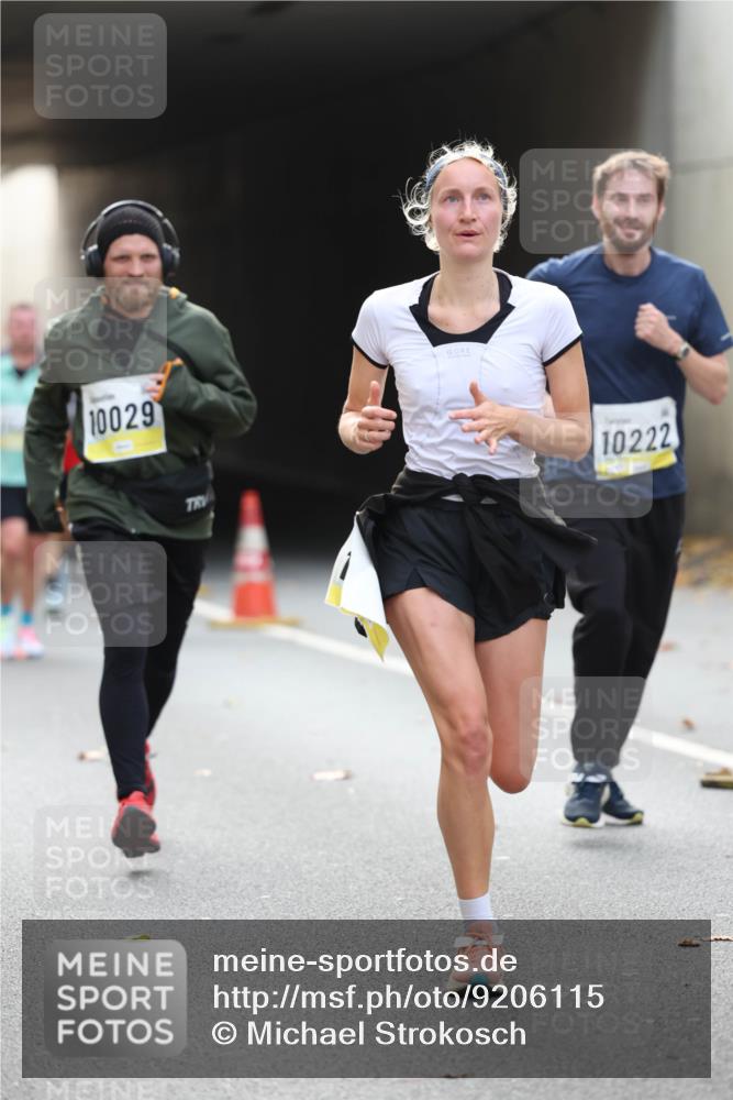 05.10.2025 - 20. swb-Marathon Bremen Michael Strokosch http://msf.ph/oto/9206115 05.10.2025 10:46:26 Laufen 10029, 10222 meine-sportfotos.de