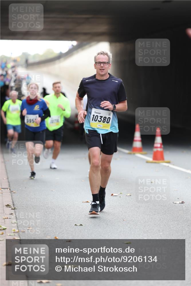 05.10.2025 - 20. swb-Marathon Bremen Michael Strokosch http://msf.ph/oto/9206134 05.10.2025 10:46:33 Laufen 995, 10380, 1 meine-sportfotos.de
