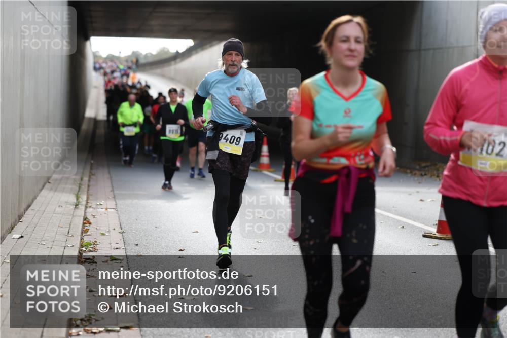 05.10.2025 - 20. swb-Marathon Bremen Michael Strokosch http://msf.ph/oto/9206151 05.10.2025 10:58:12 Laufen 102, 9409 meine-sportfotos.de