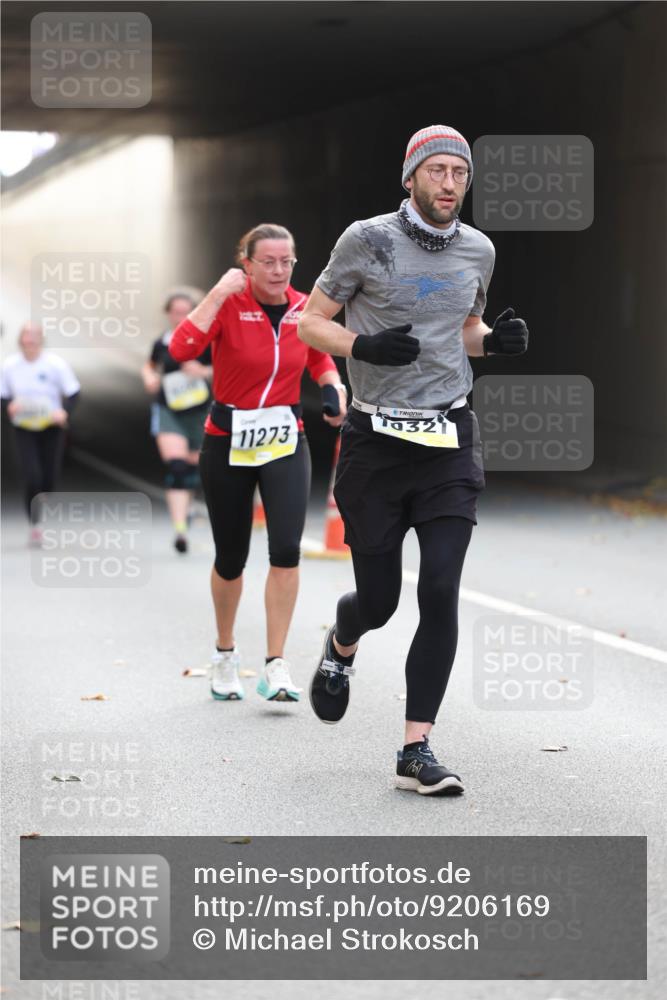 05.10.2025 - 20. swb-Marathon Bremen Michael Strokosch http://msf.ph/oto/9206169 05.10.2025 10:46:46 Laufen 11273, 321 meine-sportfotos.de
